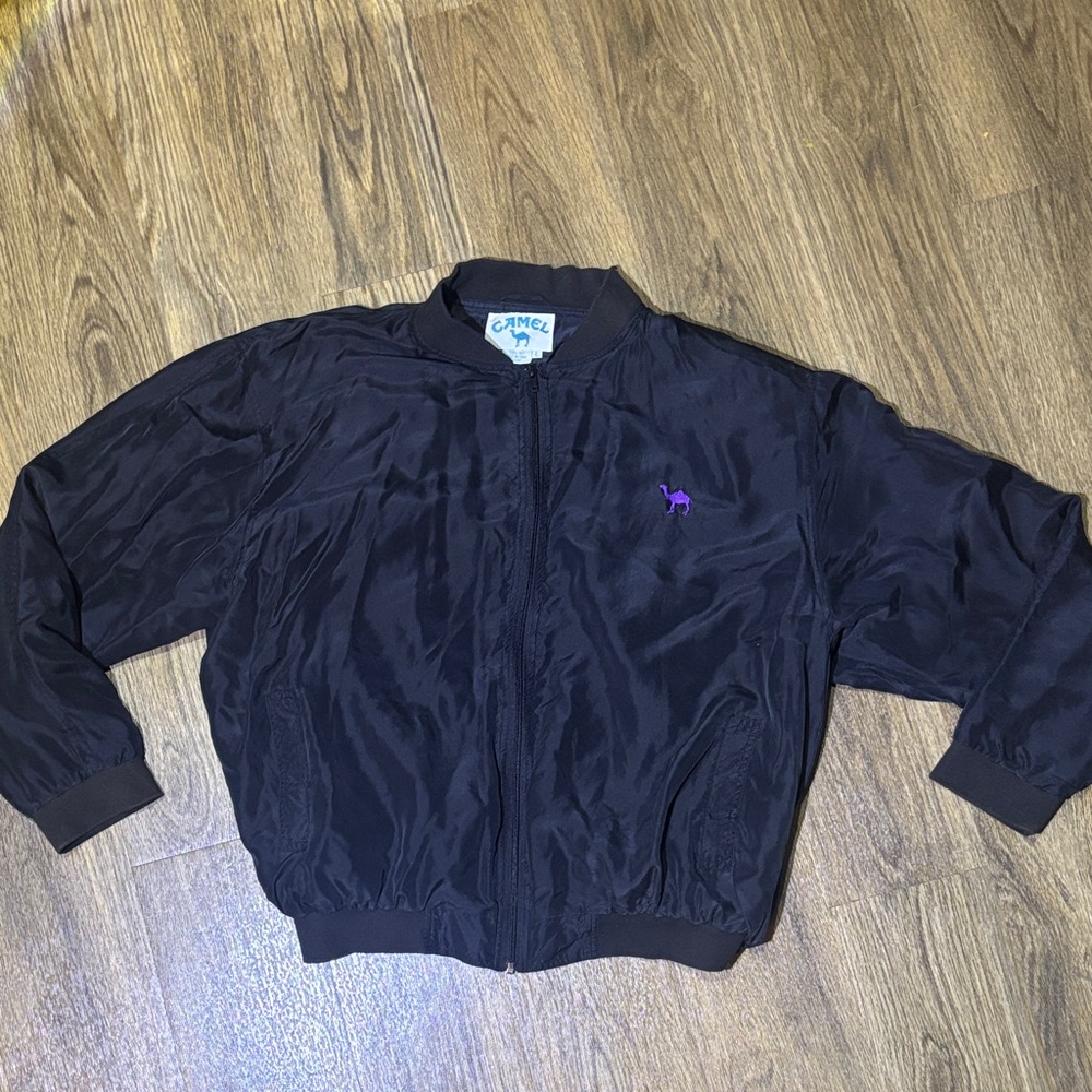 Vintage black 100% silk Camel starter jacket 80s size large